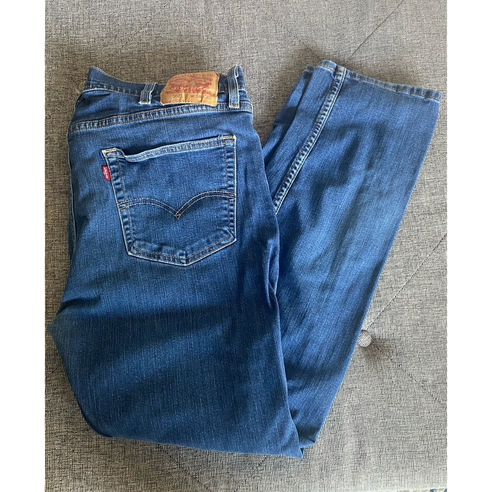 Levi's 502 Men's Regular Taper‎ Fit Jeans Size 38x32 (30) Blue Wash